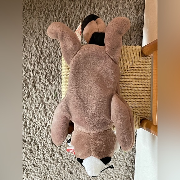 Ty Beanie Babies 1995 Ringo The Raccoon- Retired With Tag Errors - Picture 5 of 9